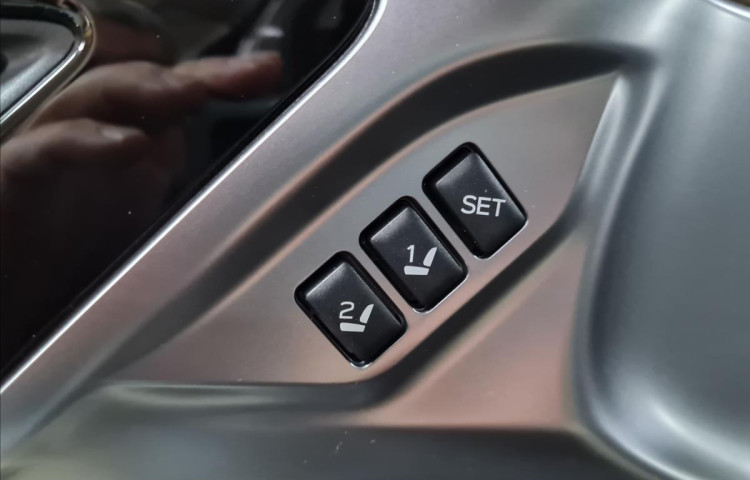 Subaru Outback 2,5 TOURING