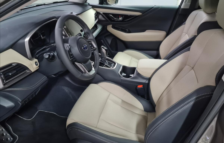 Subaru Outback 2,5 TOURING