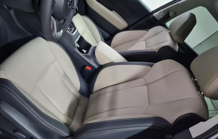 Subaru Outback 2,5 TOURING