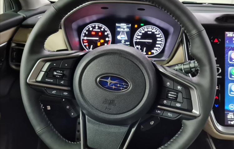 Subaru Outback 2,5 TOURING