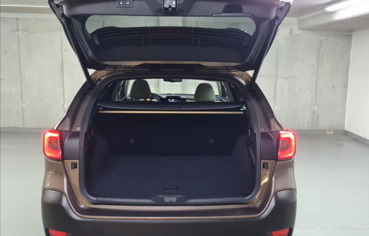 Subaru Outback 2,5 TOURING