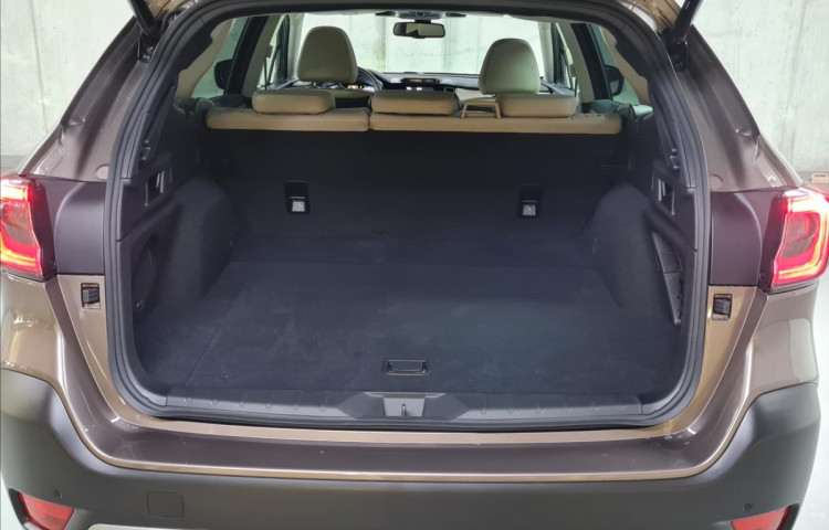 Subaru Outback 2,5 TOURING