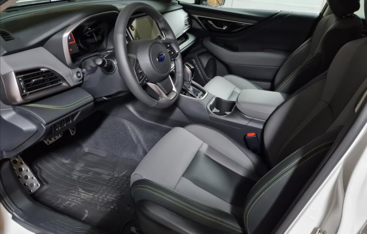 Subaru Outback 2,5 FIELD ES Lineartronic