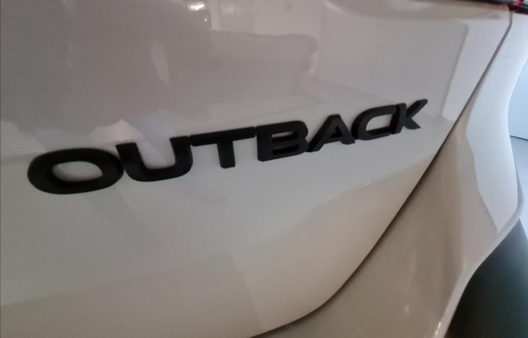 Subaru Outback 2,5 FIELD ES Lineartronic