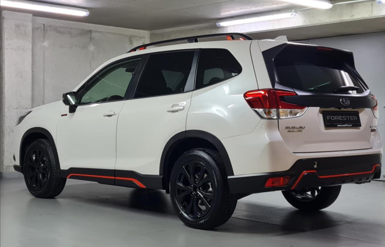 Subaru Forester 2,0 SPORT 4X4 skladem
