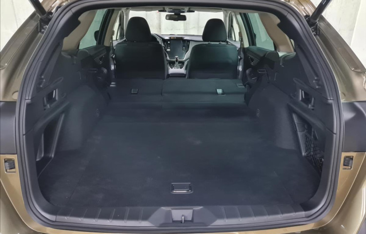 Subaru Outback 2,5 Comfort ES Lineartronic dodání březen