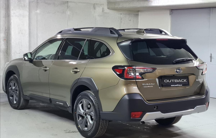 Subaru Outback 2,5 Comfort CVT ihned k dodání