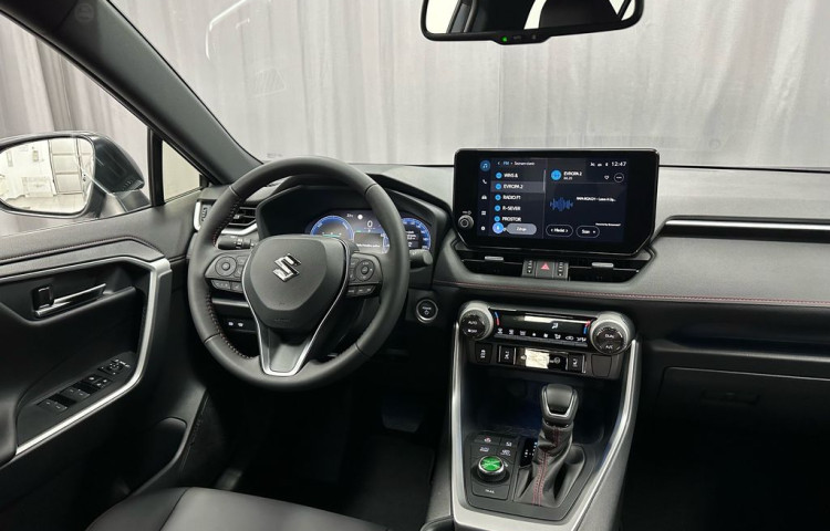 Suzuki Across 2,5 PHEV 4x4 -k odběru IHNED
