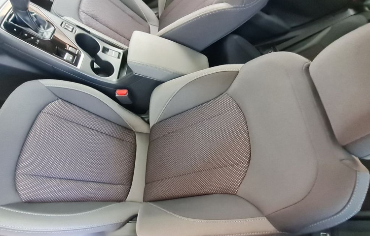 Subaru Impreza 2.0i ES Active 4x4