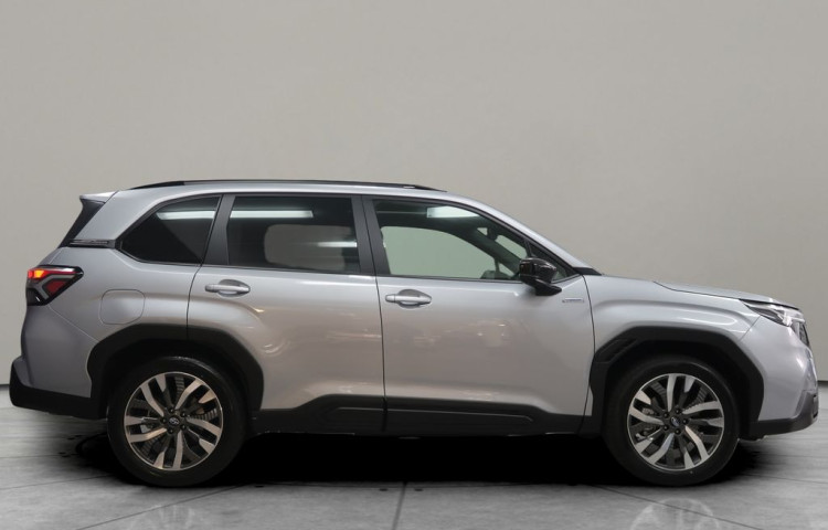 Subaru Forester 2.0ie-S ES Touring CVT