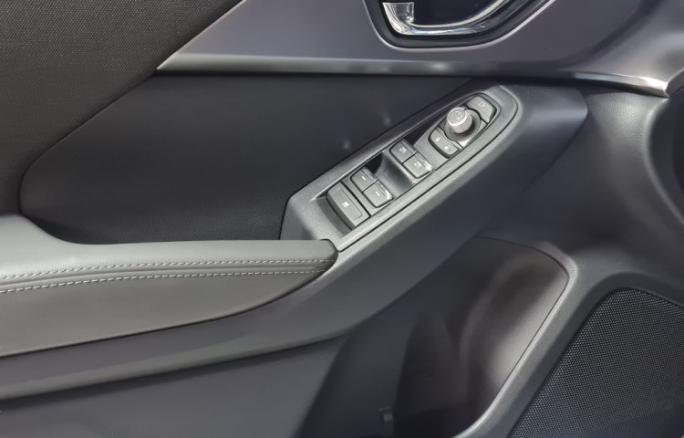 Subaru Impreza 2.0i ES Active    DEMO