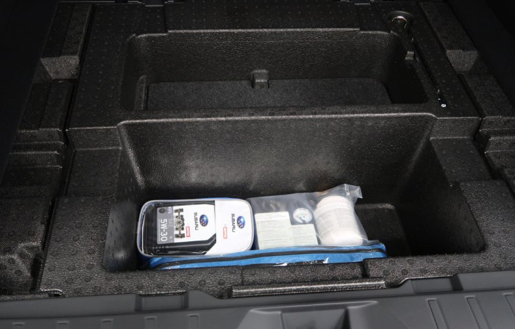 Subaru Outback 2.5i-T ES Touring Rezervace