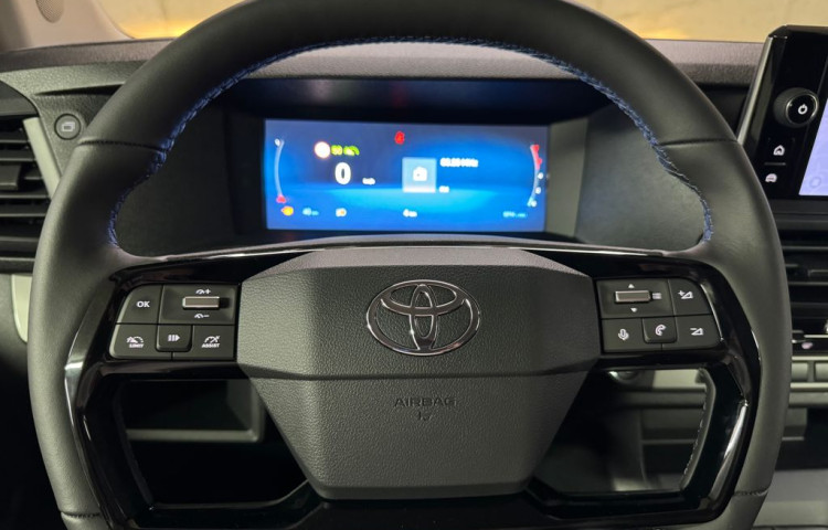 Toyota ProAce Active  L2 2,0 D 144k Multimed