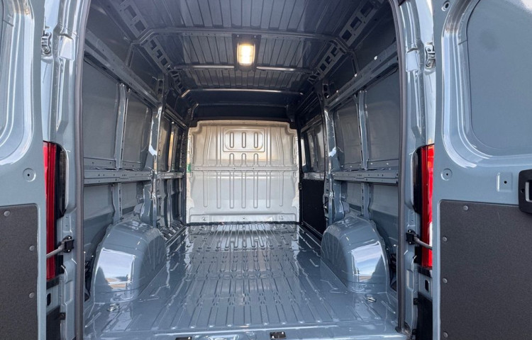 Toyota ProAce Active 3,5t L2H2 2,2 D 140k Mu