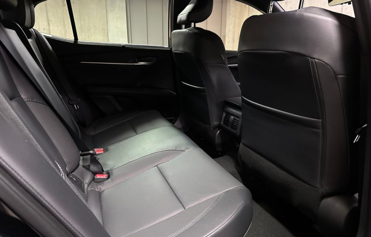 Toyota Camry Executive 2.5 Hybrid