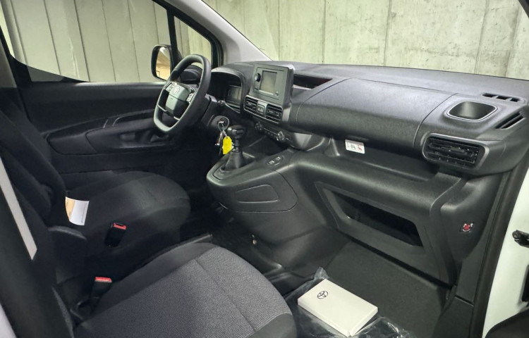 Toyota ProAce City CrewCab 1,5D 130k Long