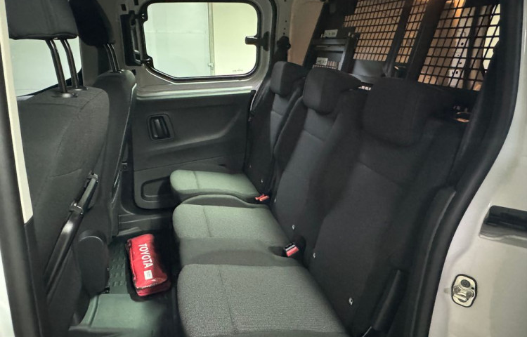 Toyota ProAce City CrewCab 1,5D 100k Long