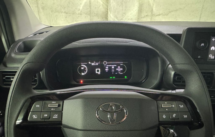 Toyota ProAce City CrewCab 1,5D 100k Long