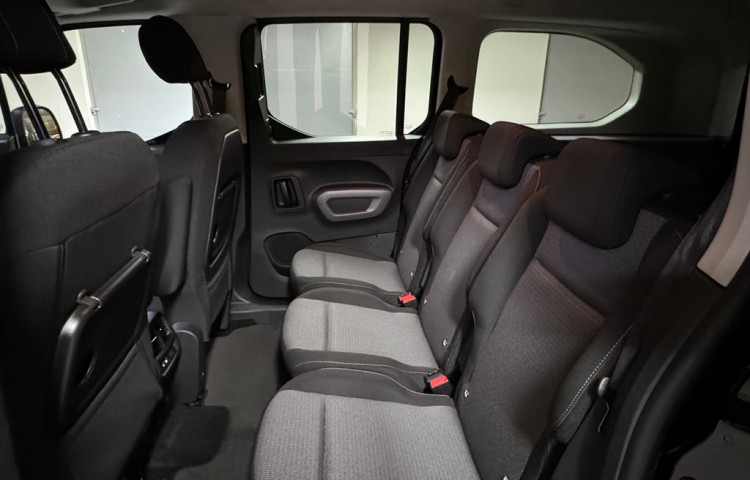 Toyota ProAce City Verso Family 1,5 AT Long