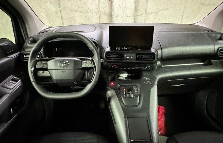 Toyota ProAce City Verso Family 1,5 AT Long