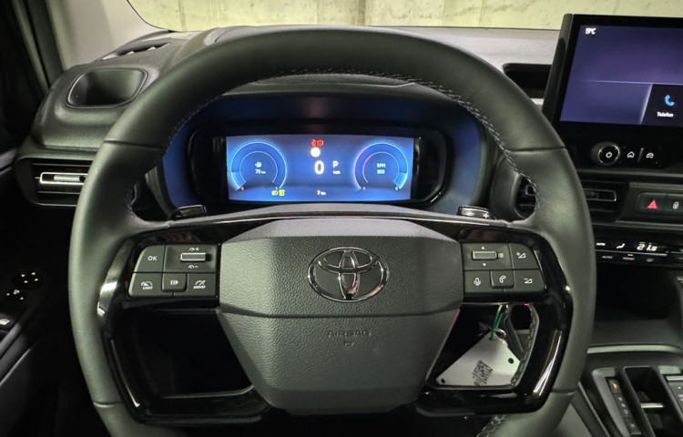 Toyota ProAce City Verso Family 1,5 AT Long