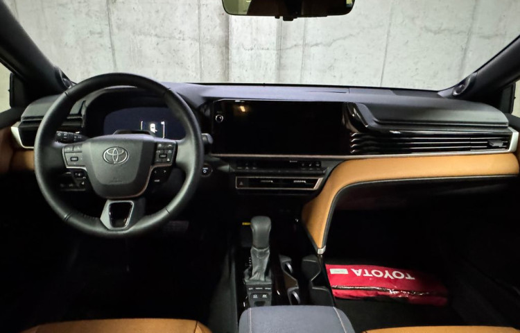 Toyota Camry 2.5 Hybrid Executive