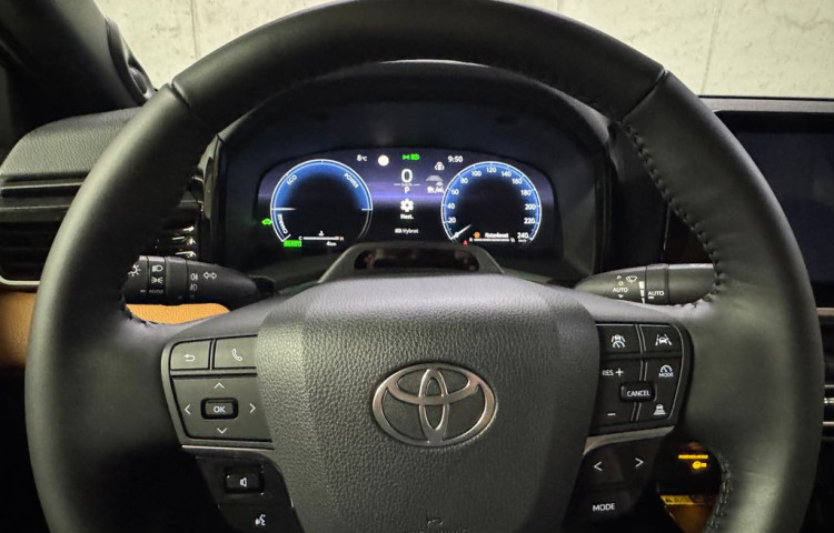 Toyota Camry 2.5 Hybrid Executive