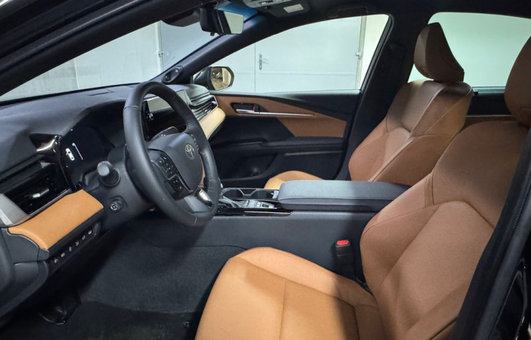Toyota Camry 2.5 Hybrid Executive