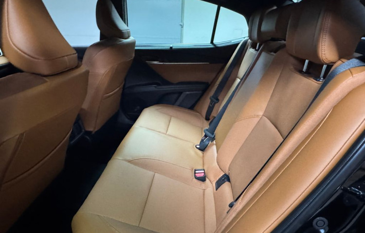Toyota Camry 2.5 Hybrid Executive