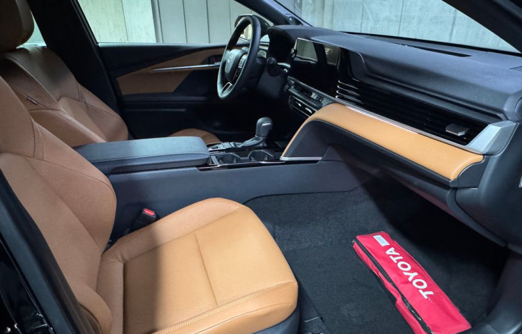 Toyota Camry 2.5 Hybrid Executive