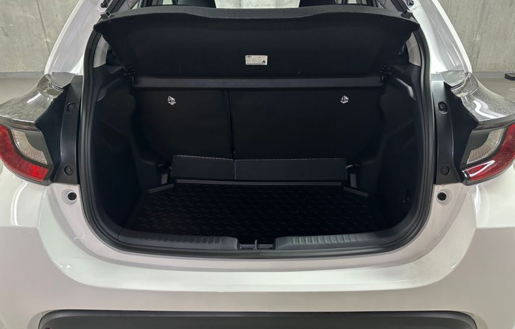 Toyota Yaris 1.5 Hybrid e-CVT Comfort
