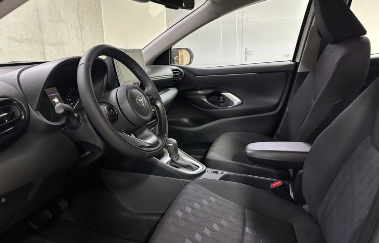 Toyota Yaris 1.5 Hybrid e-CVT Comfort