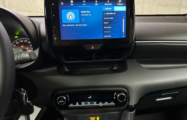 Toyota Yaris 1.5 Hybrid e-CVT Comfort