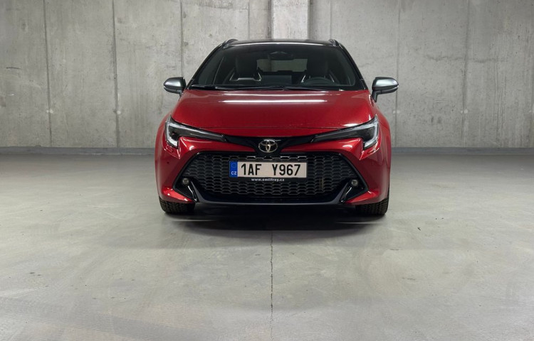 Toyota Corolla GR SPORT Dynamic 1.8 Hybrid