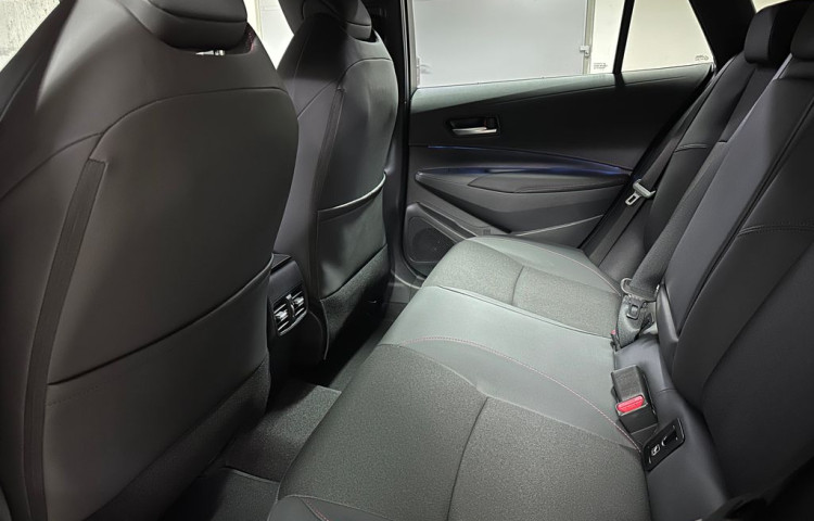 Toyota Corolla GR SPORT Dynamic 1.8 Hybrid