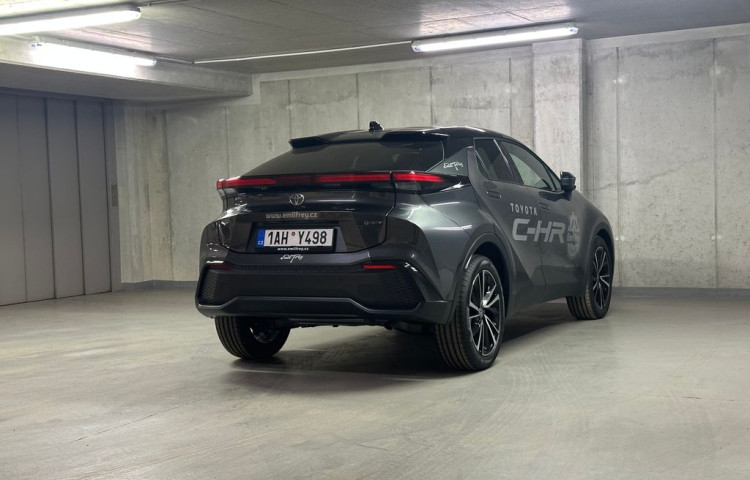 Toyota C-HR 1.8Hybrid,CZ,1Maj,Executive