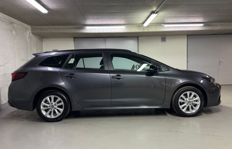 Toyota Corolla Comfort Tech 1.8 Hybrid e-CVT