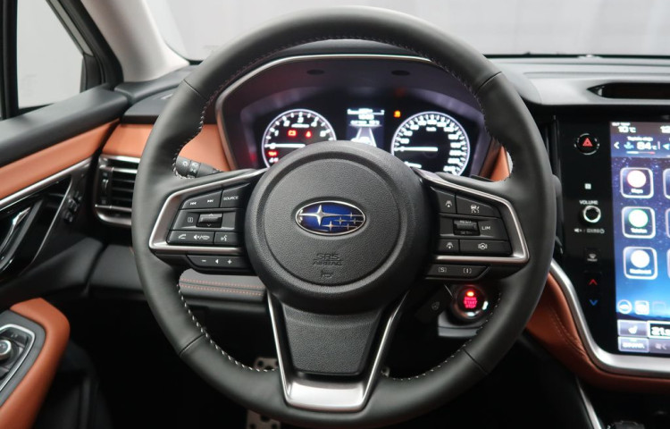 Subaru Outback TOURING 4X4. Předváděcí vůz.