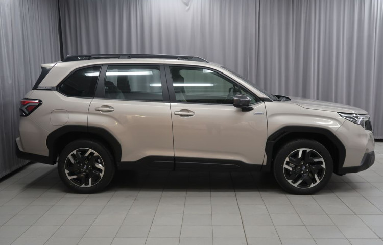 Subaru Forester ACTIVE 4X4. K ODBĚRU IHNED!