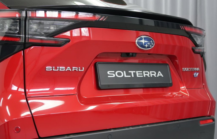 Subaru Solterra EXECUTIVE+. 4X4. I na operák!