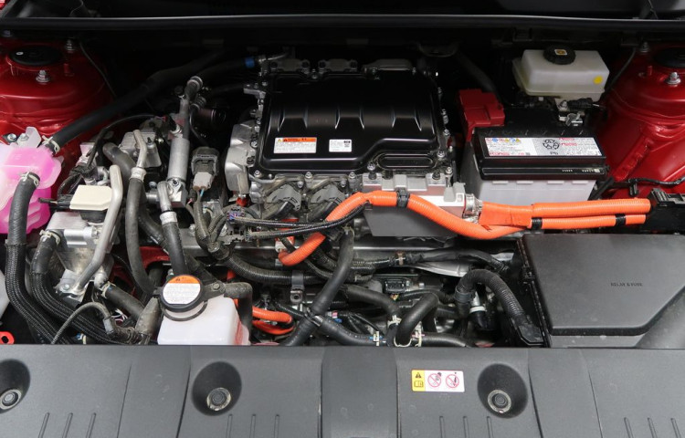 Subaru Solterra EXECUTIVE+. 4X4. I na operák!
