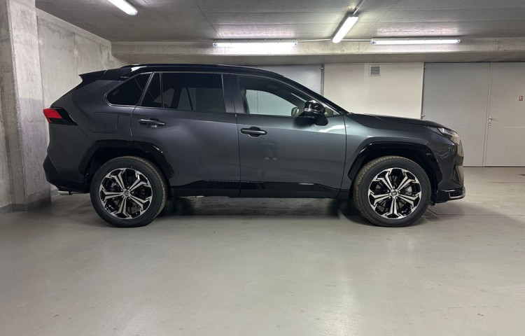 Toyota RAV 4 SELECTION  2.5 Plug -in Hybrid