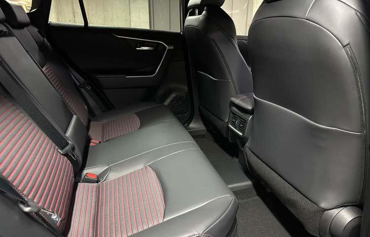 Toyota RAV 4 SELECTION  2.5 Plug -in Hybrid