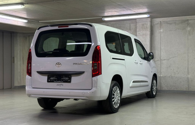 Toyota ProAce City Verso Business 1,2 Long