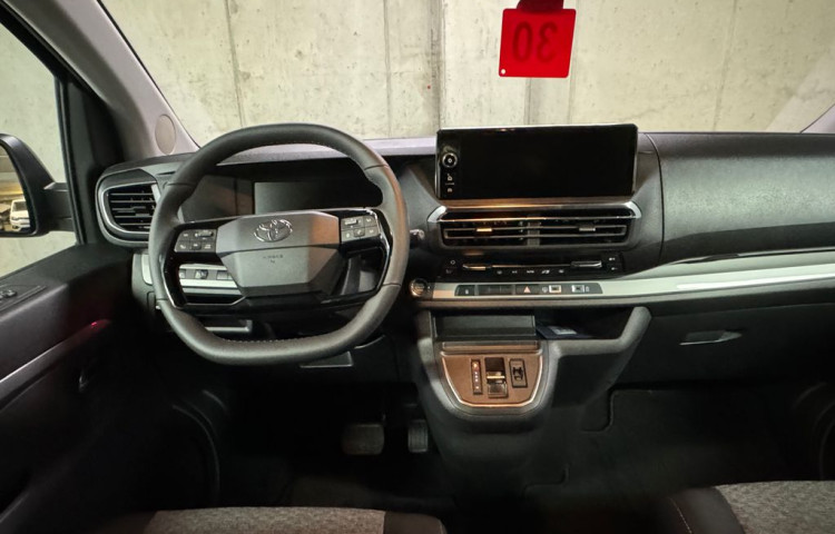 Toyota ProAce Verso L2 Family 2.0 AT
