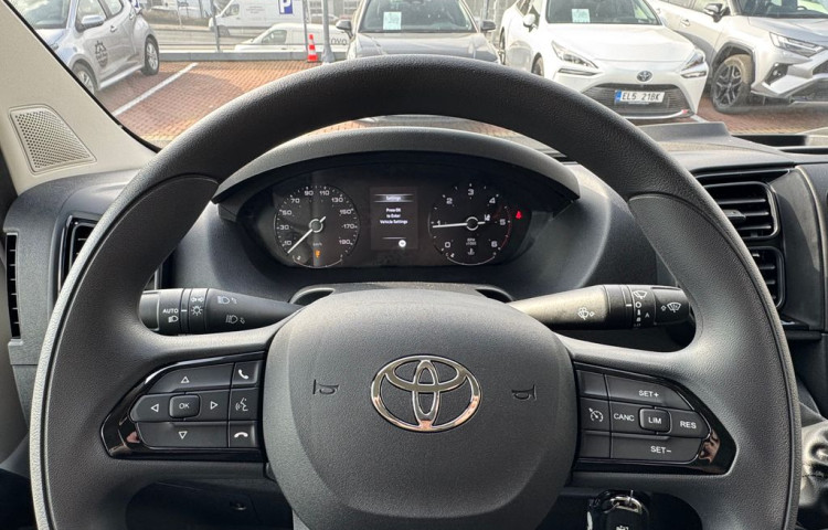 Toyota ProAce Active 3,5t L2H2 2,2 D 140k