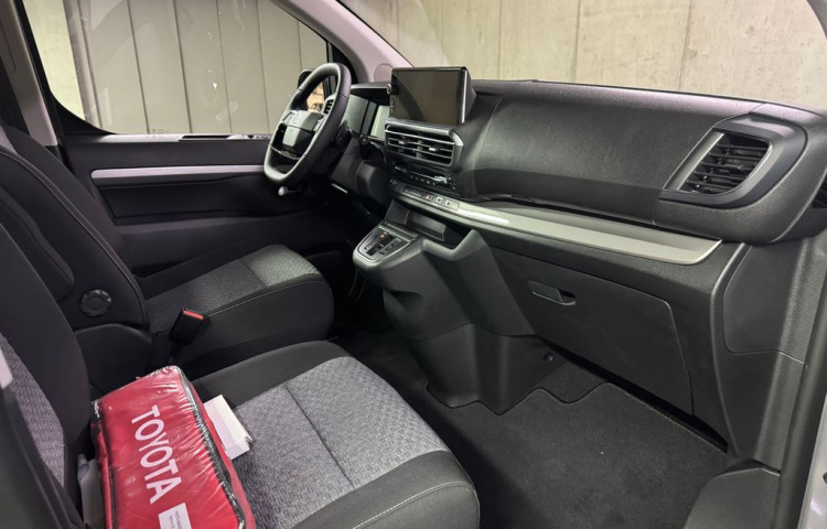 Toyota ProAce Verso L1 Family 2.0 AT