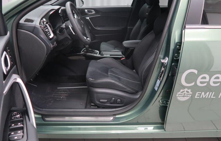 Kia Ceed SW GT-line - K odběru od 04/2026