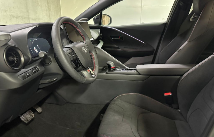 Toyota C-HR GR SPORT Premiere Edition  2.0