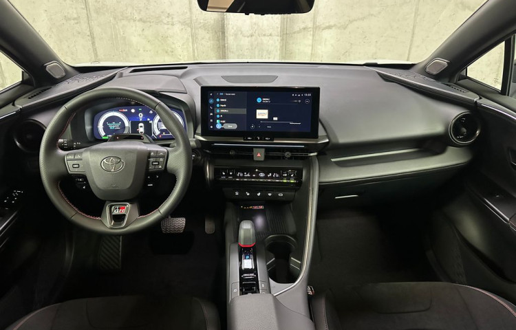Toyota C-HR GR SPORT Premiere Edition  2.0